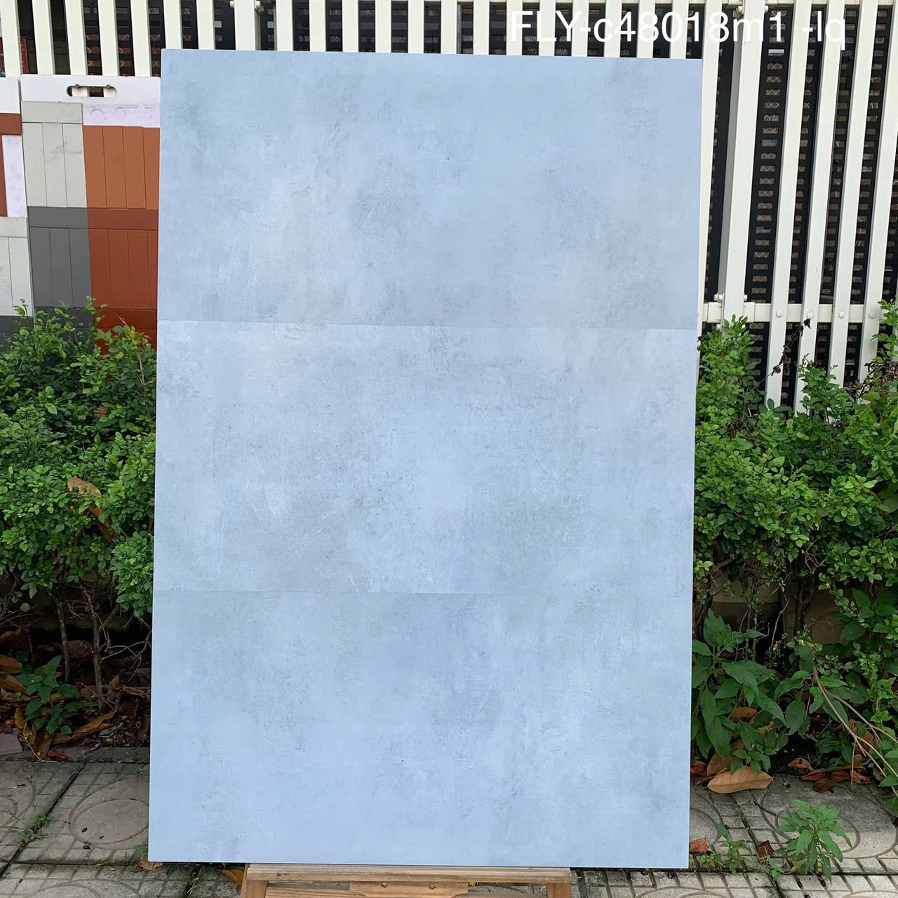 Gạch ốp tường giả xi măng 40x80 FLY-C48018M1 Loại 1